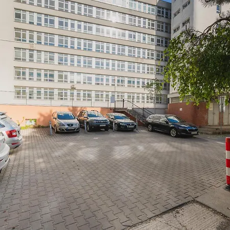 Διαμέρισμα Elegant Old Town 2br With Parking *